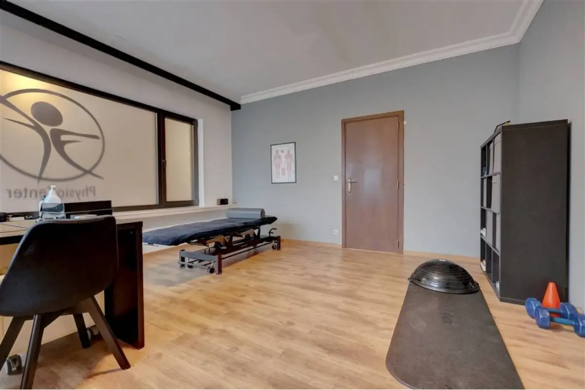 Handelszaak te  huur in Mechelen 2800 1250.00€  slaapkamers 105.00m² - Zoekertje 646342