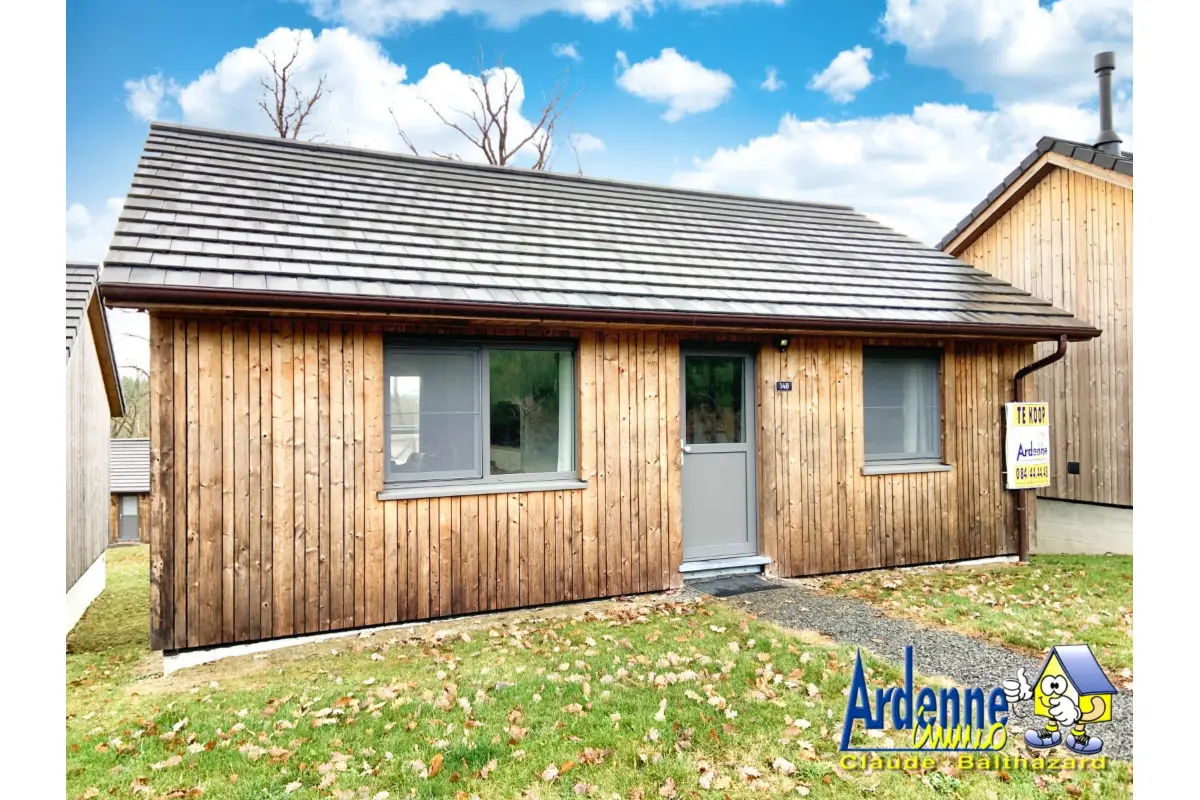 Bungalow à vendre à Heure 5377 220000.00€ 3 chambres m² - annonce 646611