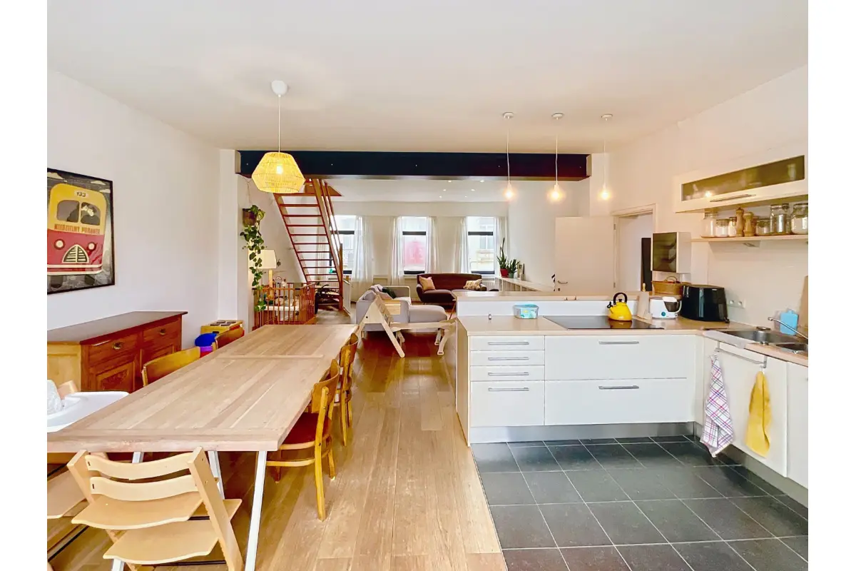 Maison à vendre à Molenbeek-Saint-Jean 1080 449000.00€ 3 chambres 230.00m² - annonce 645991