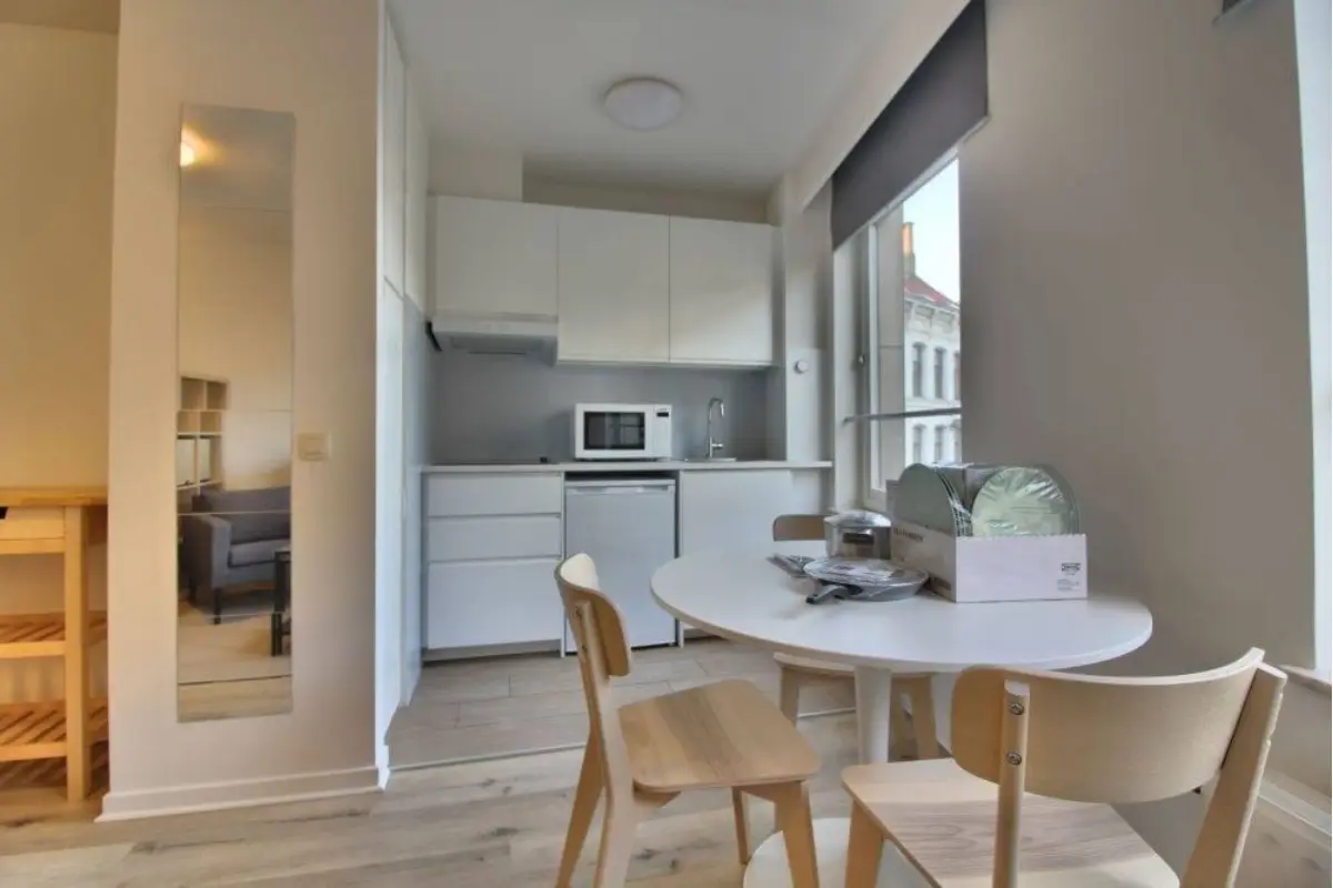 Studio te  in Brussel 1000 800.00€  slaapkamers 45.00m² - Zoekertje 647248