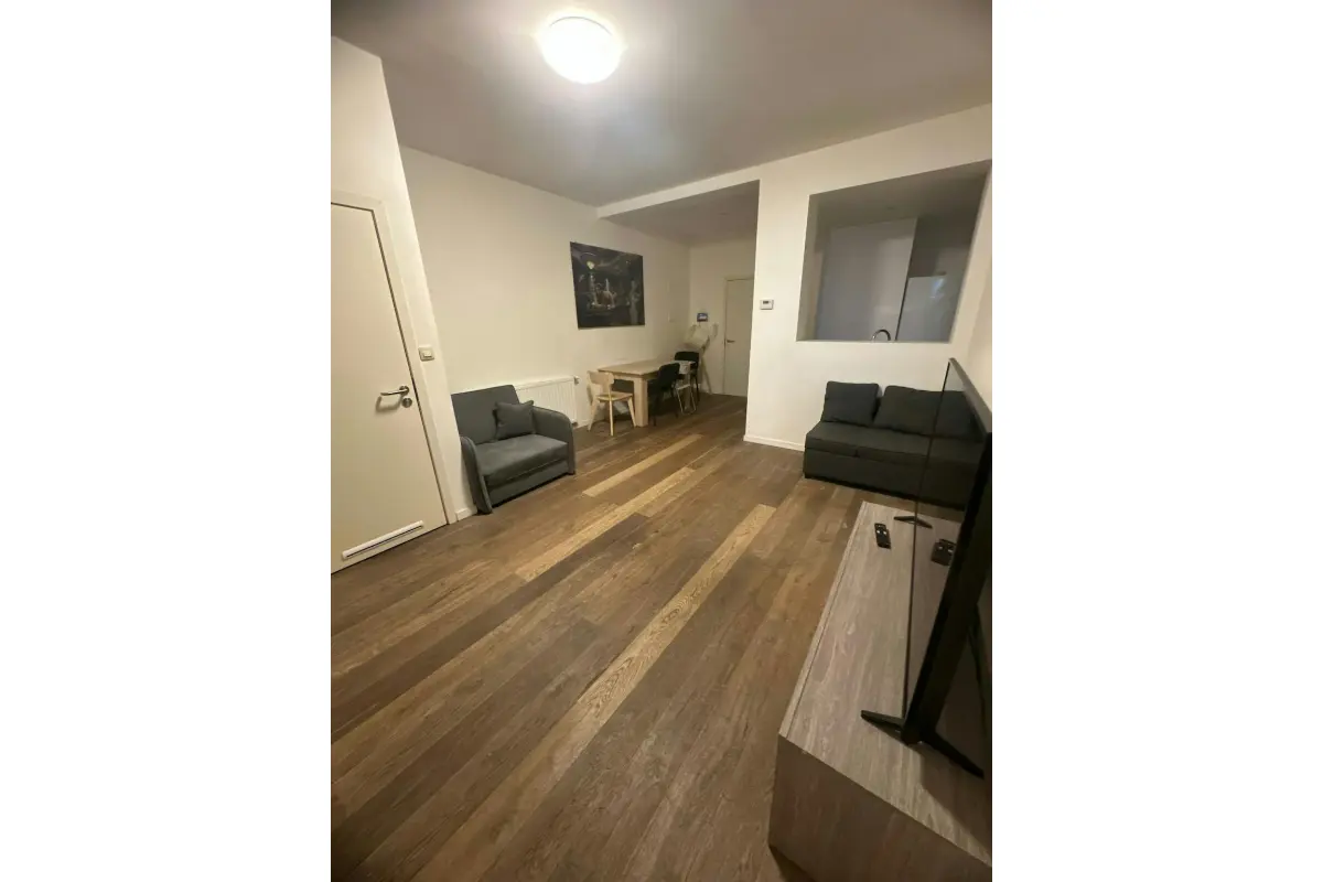 Appartement te  huur in Ganshoren 1083 1700.00€  slaapkamers m² - Zoekertje 647031