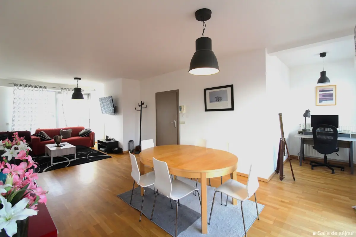 Penthouse te  huur in Etterbeek 1040 2800.00€ 3 slaapkamers 135.00m² - Zoekertje 647754