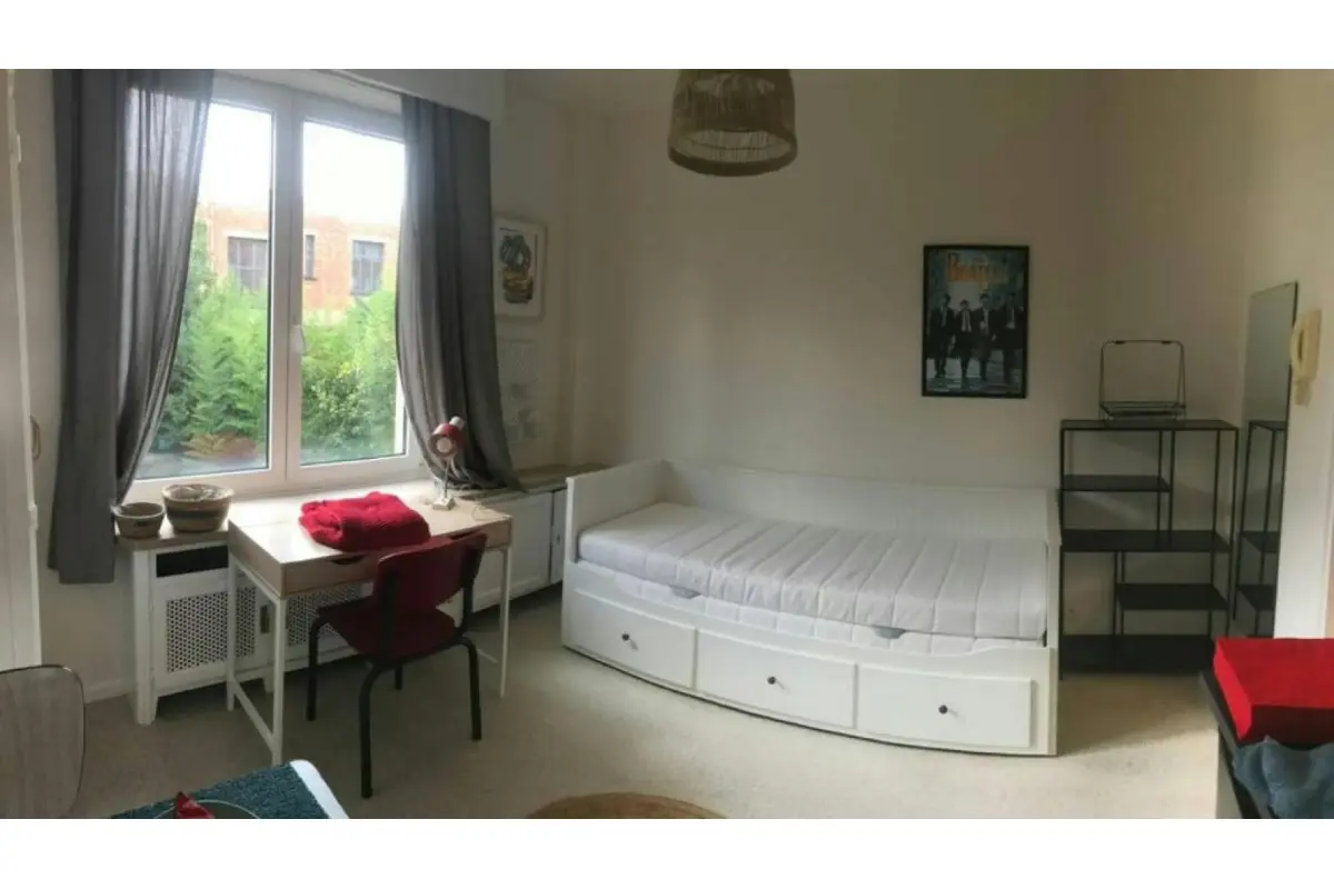 Appartement à louer à Ixelles 1050 710.00€  chambres m² - annonce 646833