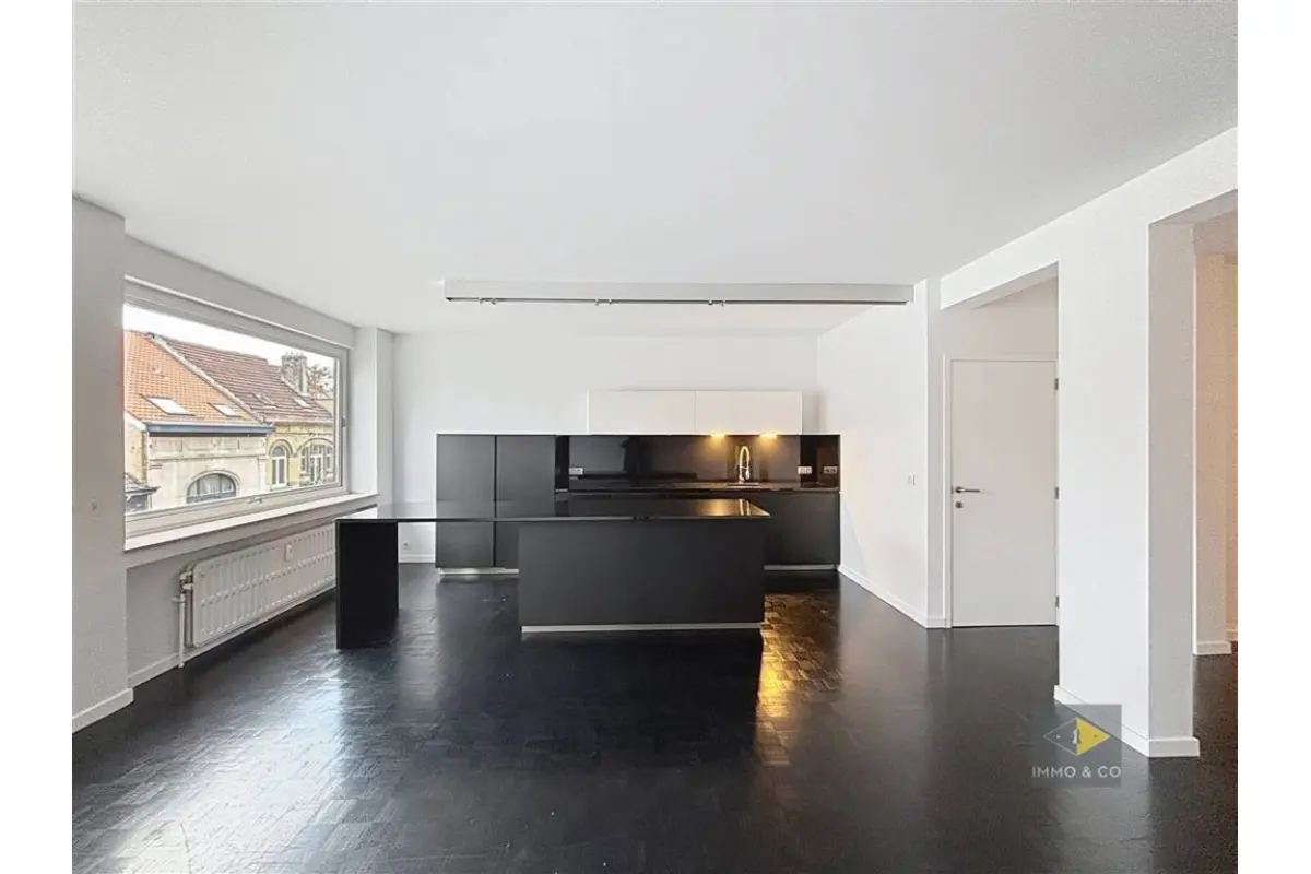 Appartement à louer à Ixelles 1050 1250.00€ 2 chambres 90.00m² - annonce 647744