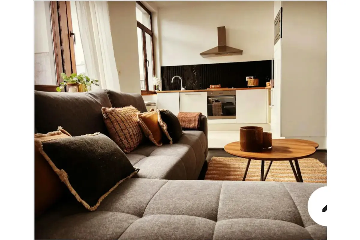 Mixgebouw te  huur in Elsene 1050 1850.00€  slaapkamers m² - Zoekertje 646913