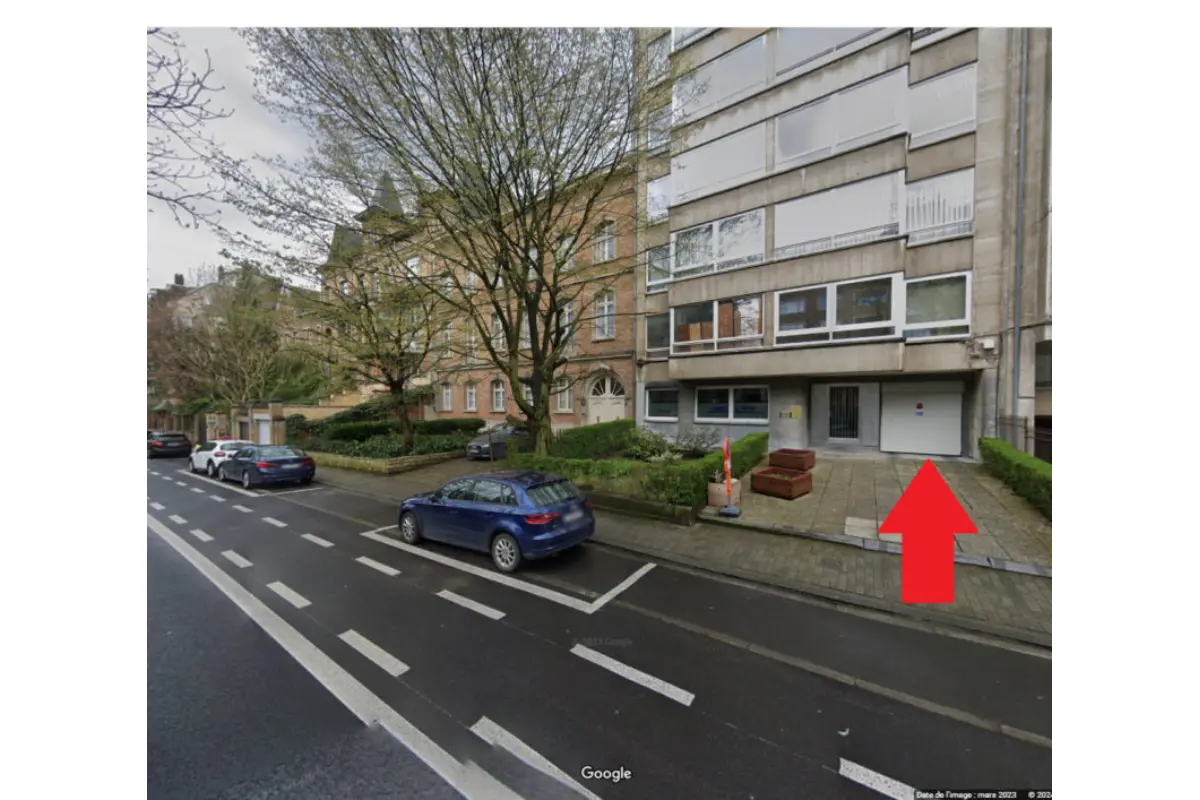 Parking & garage te  koop in Ukkel 1180 39900.00€  slaapkamers m² - Zoekertje 647392