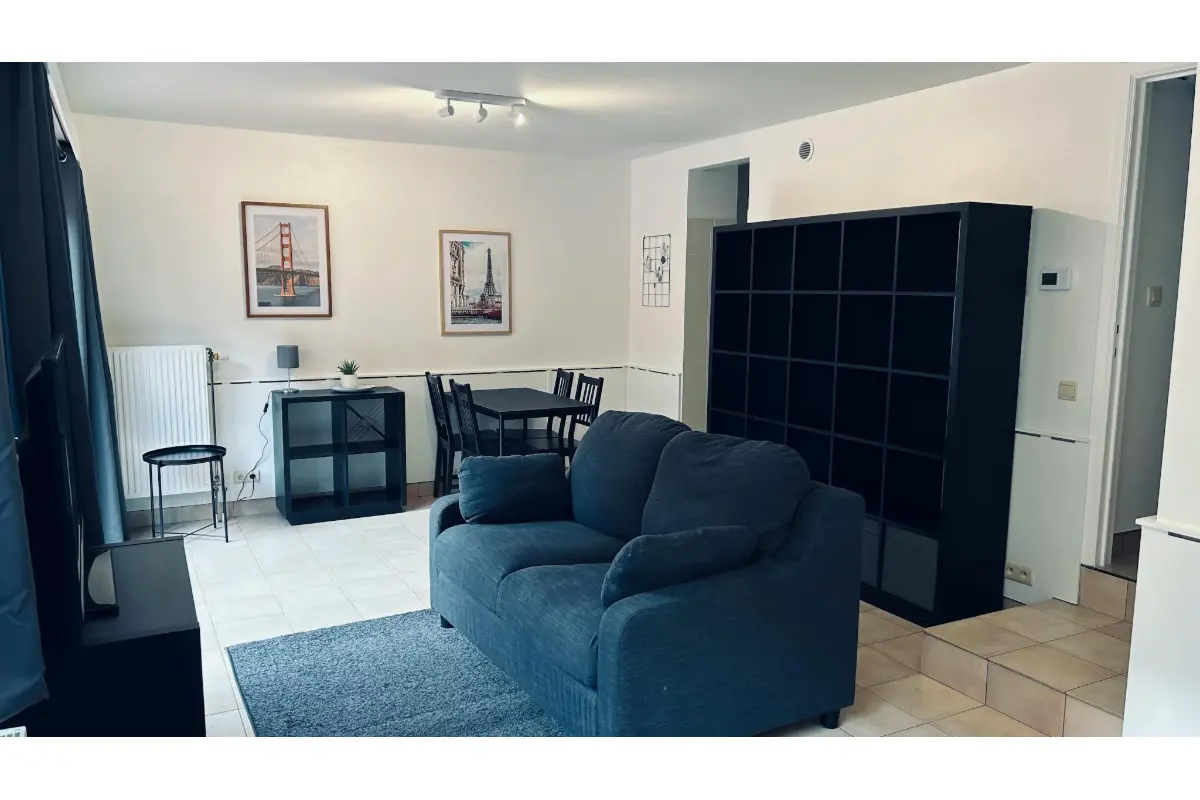 Appartement à louer à Auderghem 1160 950.00€  chambres m² - annonce 646929