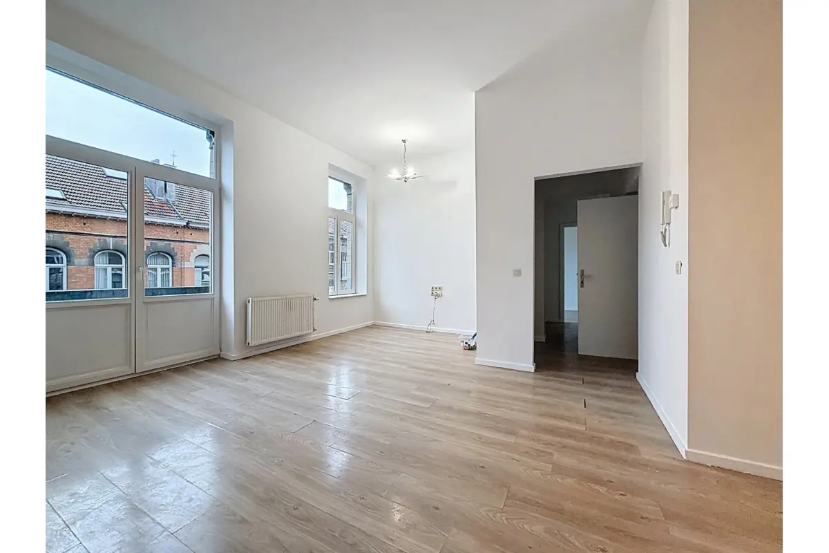 Appartement à louer à Schaerbeek 1030 1500.00€ 3 chambres 102.00m² - annonce 649267