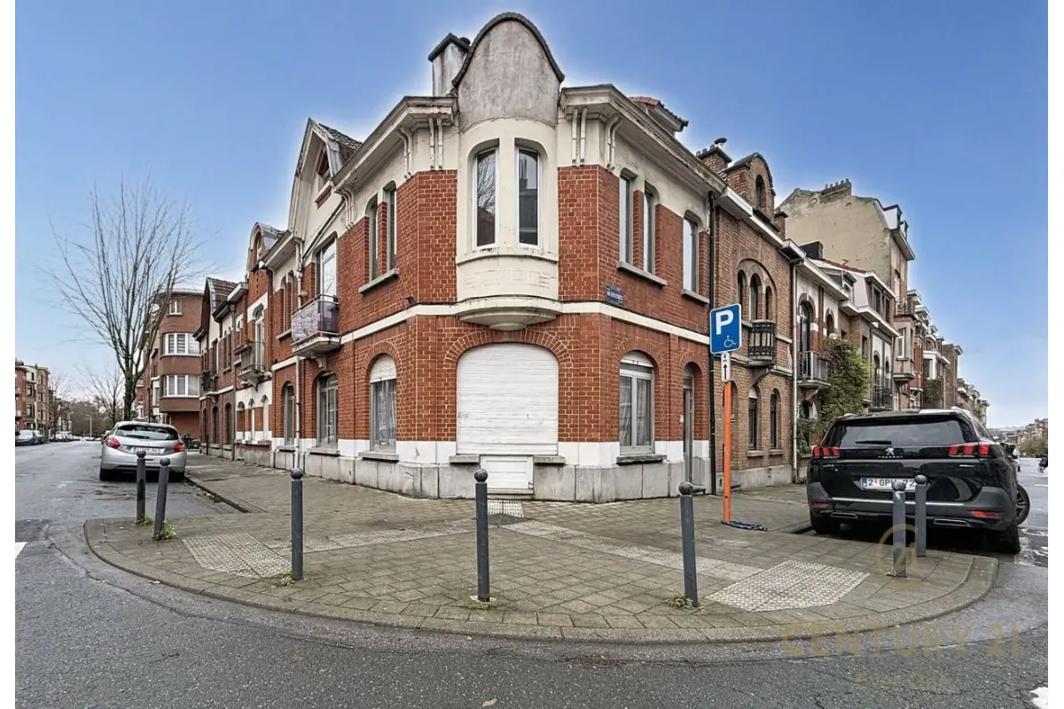 Huis te  koop in Schaarbeek 1030 425000.00€ 3 slaapkamers 160.00m² - Zoekertje 648124