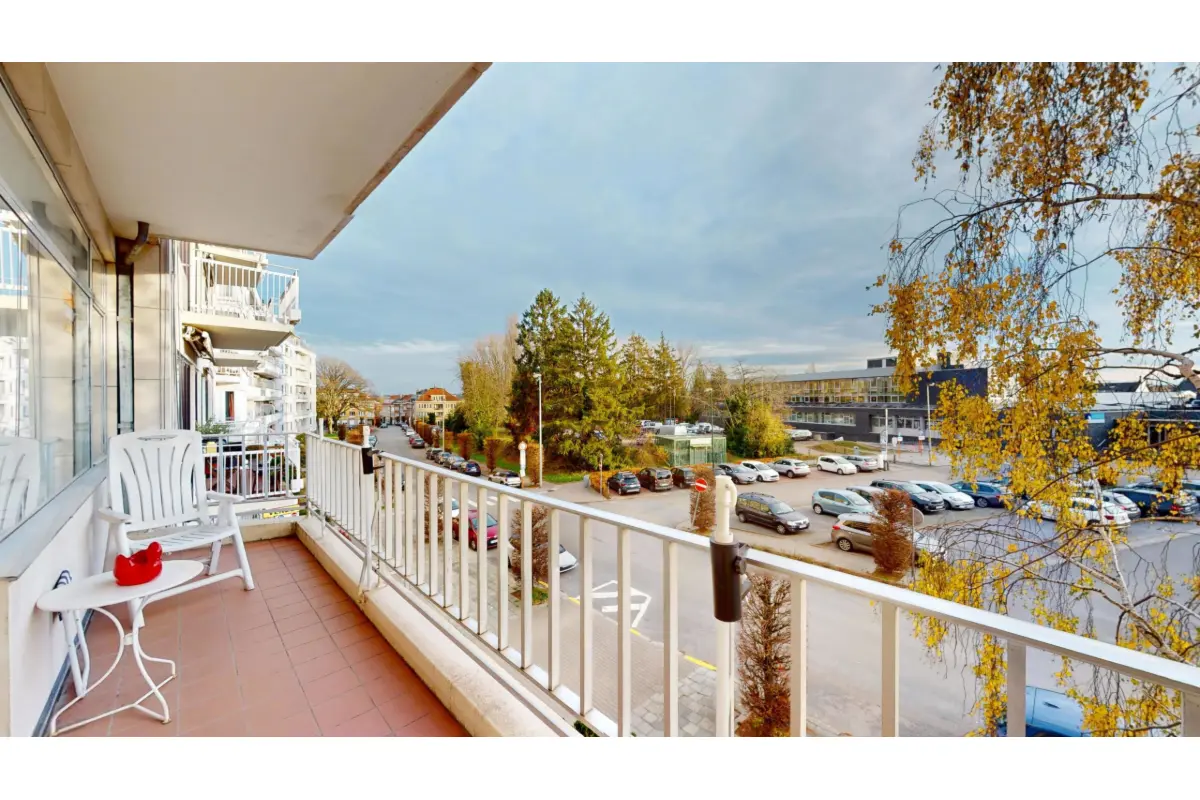 Appartement à  à Woluwe-Saint-Lambert 1200 1350.00€ 2 chambres 121.00m² - annonce 648053