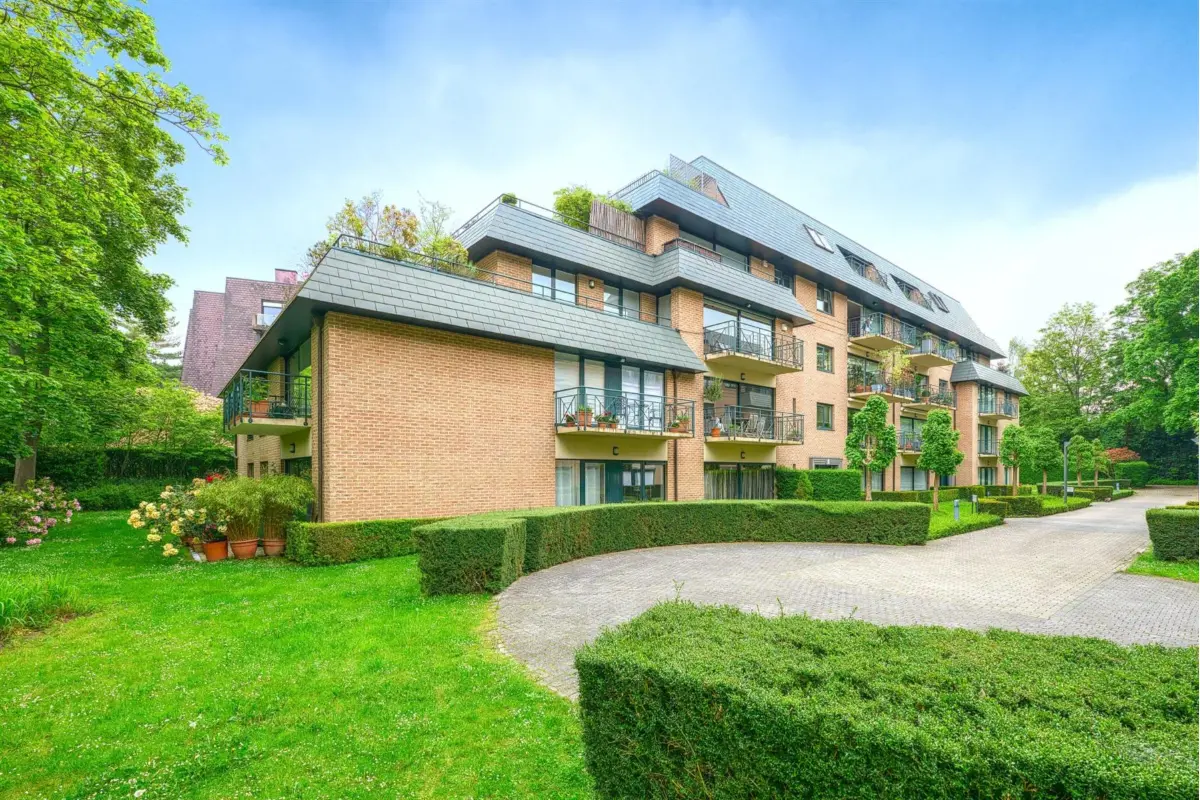 Appartement te  huur in Ukkel 1180 1800.00€ 2 slaapkamers 119.00m² - Zoekertje 648098