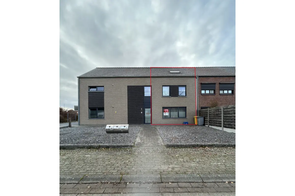 Duplex te  huur in Mol 2400 1100.00€ 3 slaapkamers 150.00m² - Zoekertje 648368