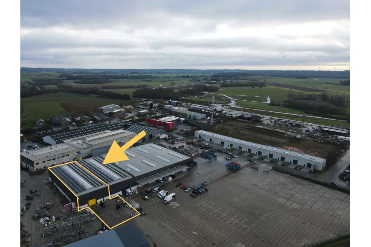 Handelszaak te  huur in Ciney 5590 3500.00€  slaapkamers 865.00m² - Zoekertje 648027