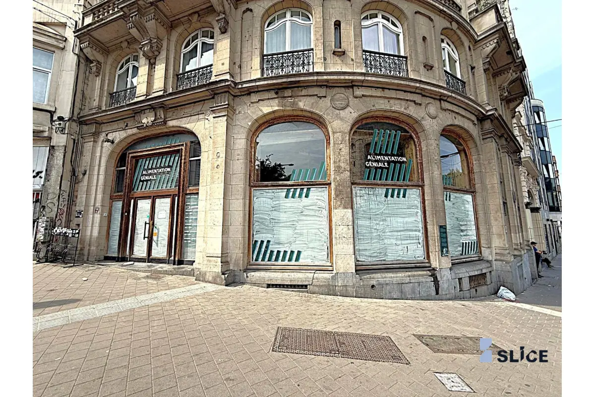 Handelszaak te  huur in Sint-Gillis 1060 3820.00€  slaapkamers 405.00m² - Zoekertje 648425