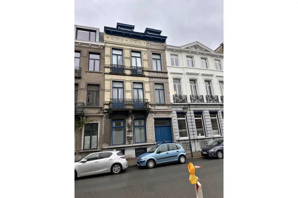 Huis te  koop in Sint-Gillis 1060 850000.00€ 7 slaapkamers 530.00m² - Zoekertje 648229