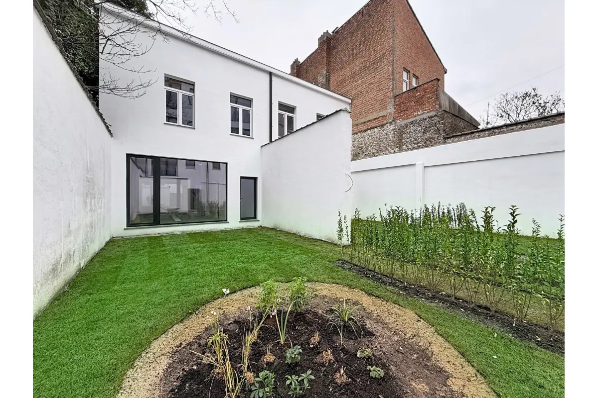 Maison à vendre à Schaerbeek 1030 320000.00€ 4 chambres 217.00m² - annonce 648237