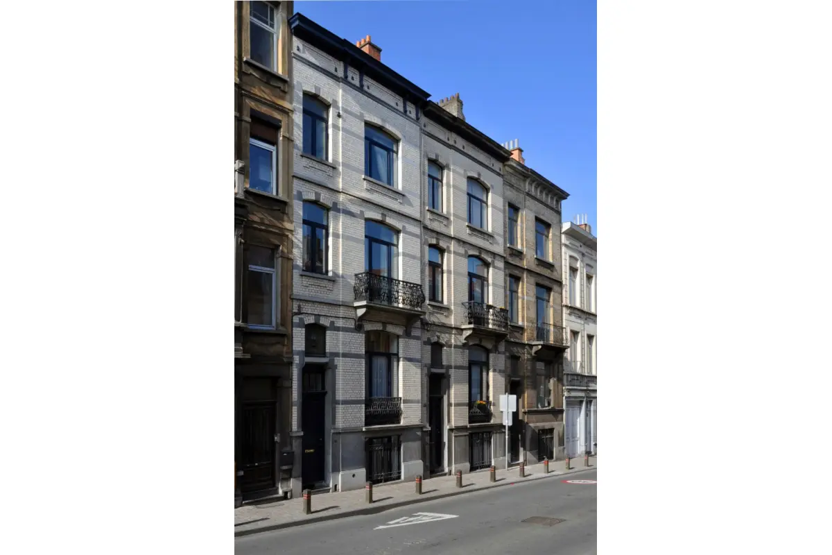 Huis te  koop in Brussel 1000 950000.00€ 5 slaapkamers 225.00m² - Zoekertje 648304