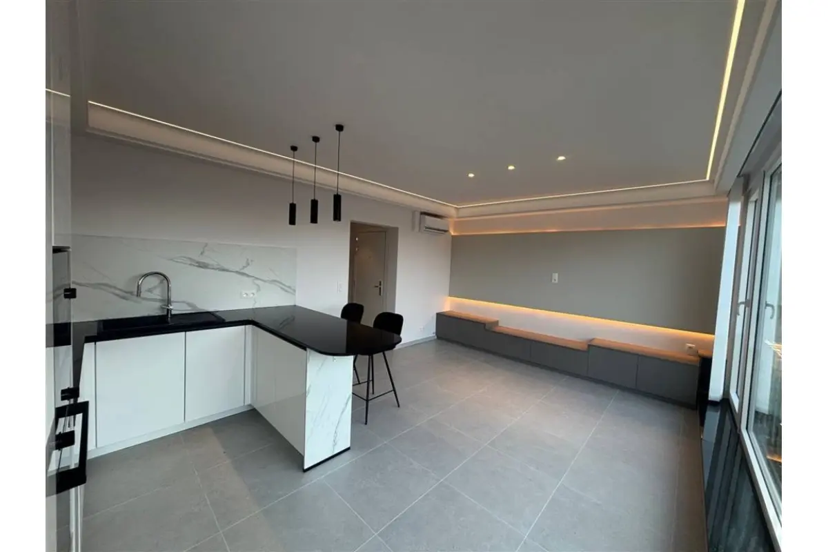 Appartement te  in Elsene 1050 1250.00€ 1 slaapkamers 50.00m² - Zoekertje 648738