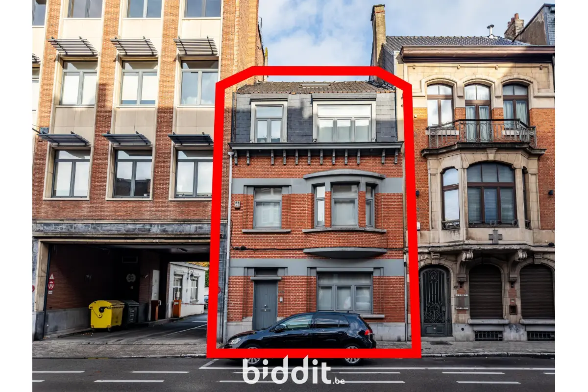 Huis te  koop in Schaarbeek 1030 300000.00€ 4 slaapkamers 180.00m² - Zoekertje 648914