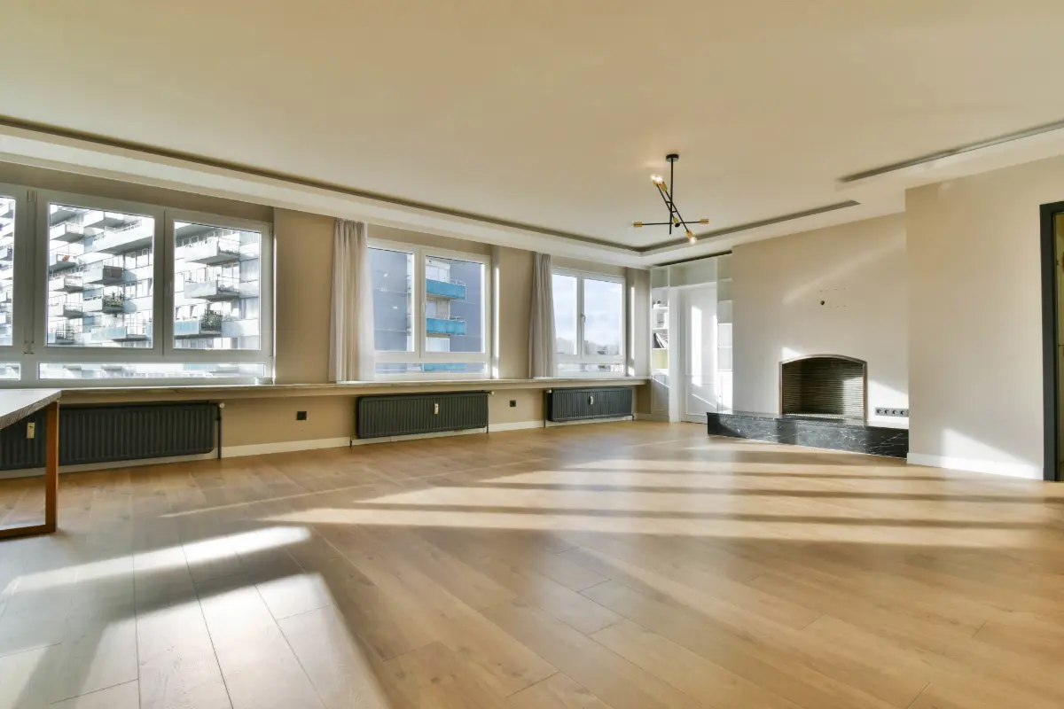 Appartement te  koop in Sint-Jans-Molenbeek 1080 399000.00€ 3 slaapkamers 196.00m² - Zoekertje 648924