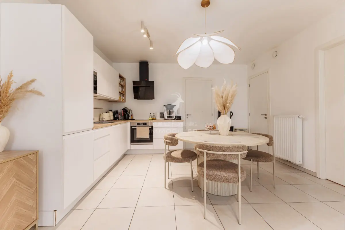 Appartement te  koop in Laken 1020 219999.00€ 1 slaapkamers 65.00m² - Zoekertje 648865