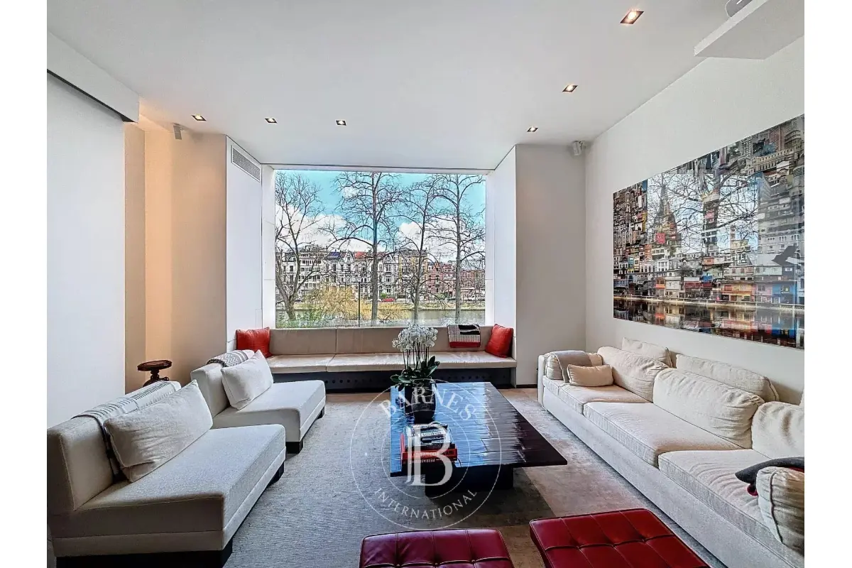 Huis te  koop in Elsene 1050 0.00€ 5 slaapkamers 900.00m² - Zoekertje 649120