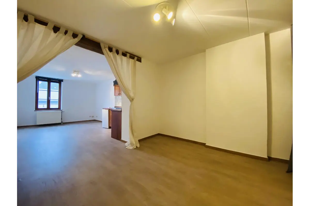 Studio te  huur in Forrières 6953 420.00€ 1 slaapkamers 35.00m² - Zoekertje 648579