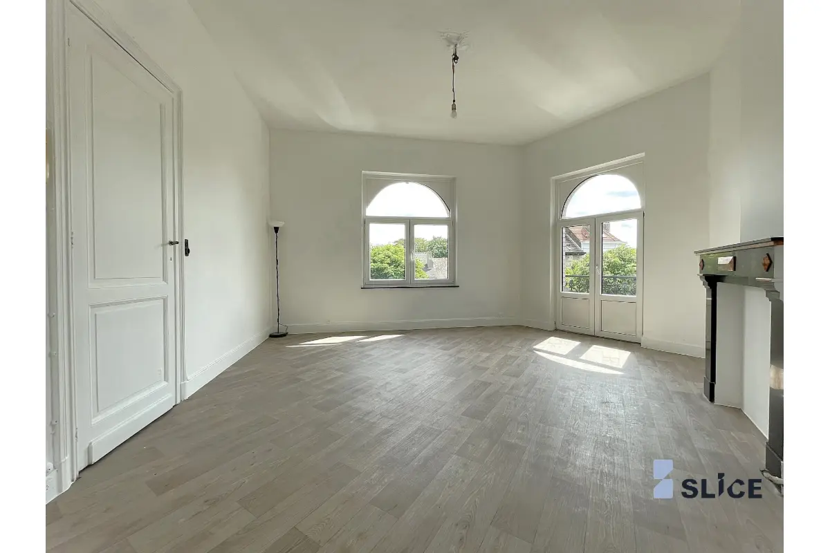 Appartement te  koop in Sint-Gillis 1060 319000.00€ 4 slaapkamers 113.00m² - Zoekertje 648818