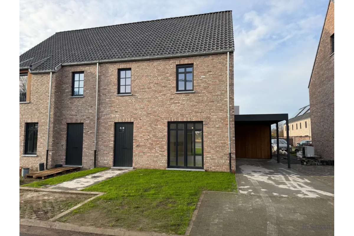 Maison à louer à Tessenderlo 3980 1350.00€ 4 chambres m² - annonce 648592