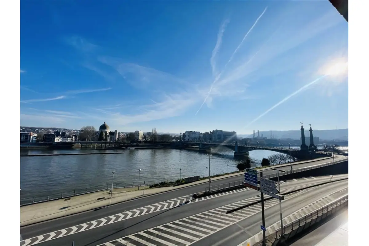 Appartement te  koop in Luik 4000 275000.00€ 3 slaapkamers 106.00m² - Zoekertje 648692