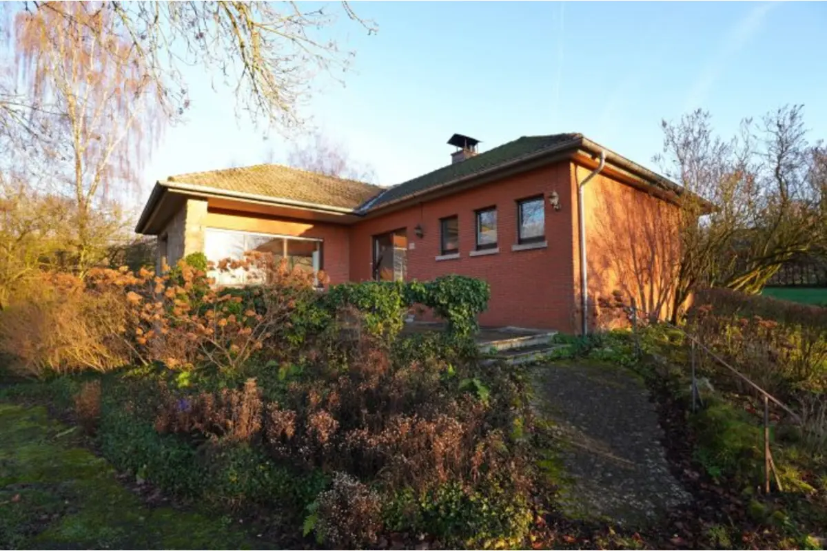 Bungalow à vendre à Gemmenich 4851 345000.00€ 1 chambres 135.00m² - annonce 648821