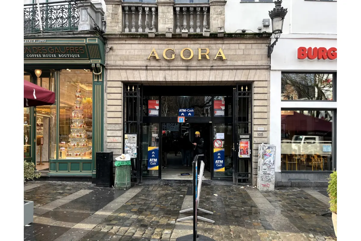 Commerce à  à Bruxelles 1000 120000.00€  chambres 12.00m² - annonce 649442