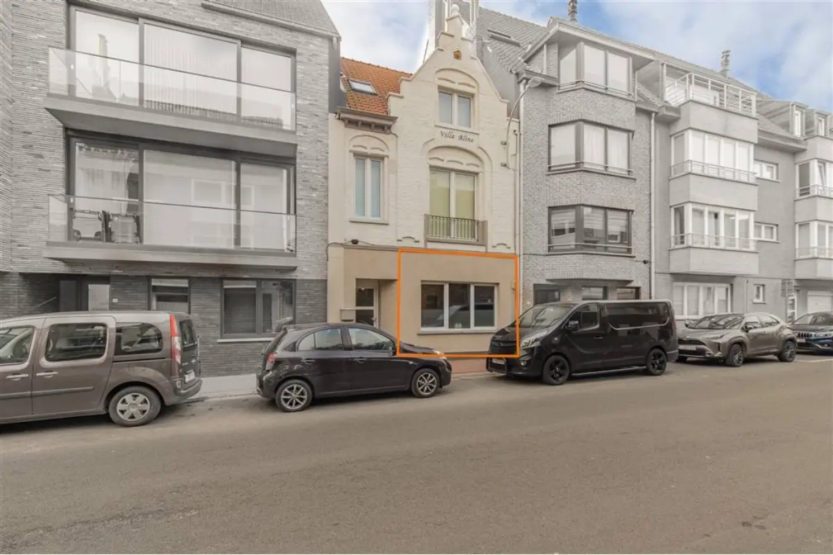 Appartement te  koop in Heist-aan-Zee 8301 349000.00€ 2 slaapkamers 102.00m² - Zoekertje 649328