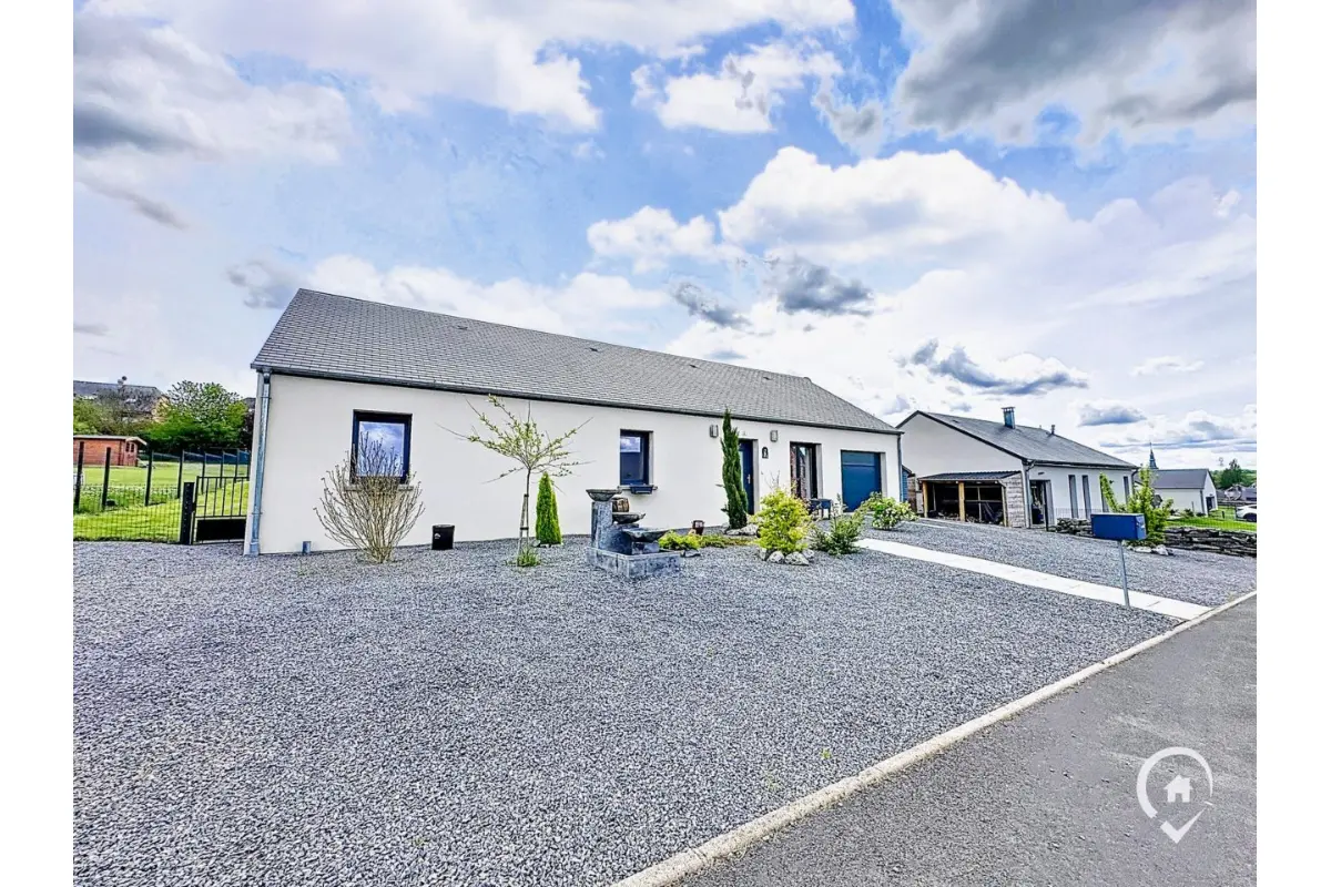 Villa à vendre à Beauraing 5570 465000.00€ 4 chambres 130.00m² - annonce 649342