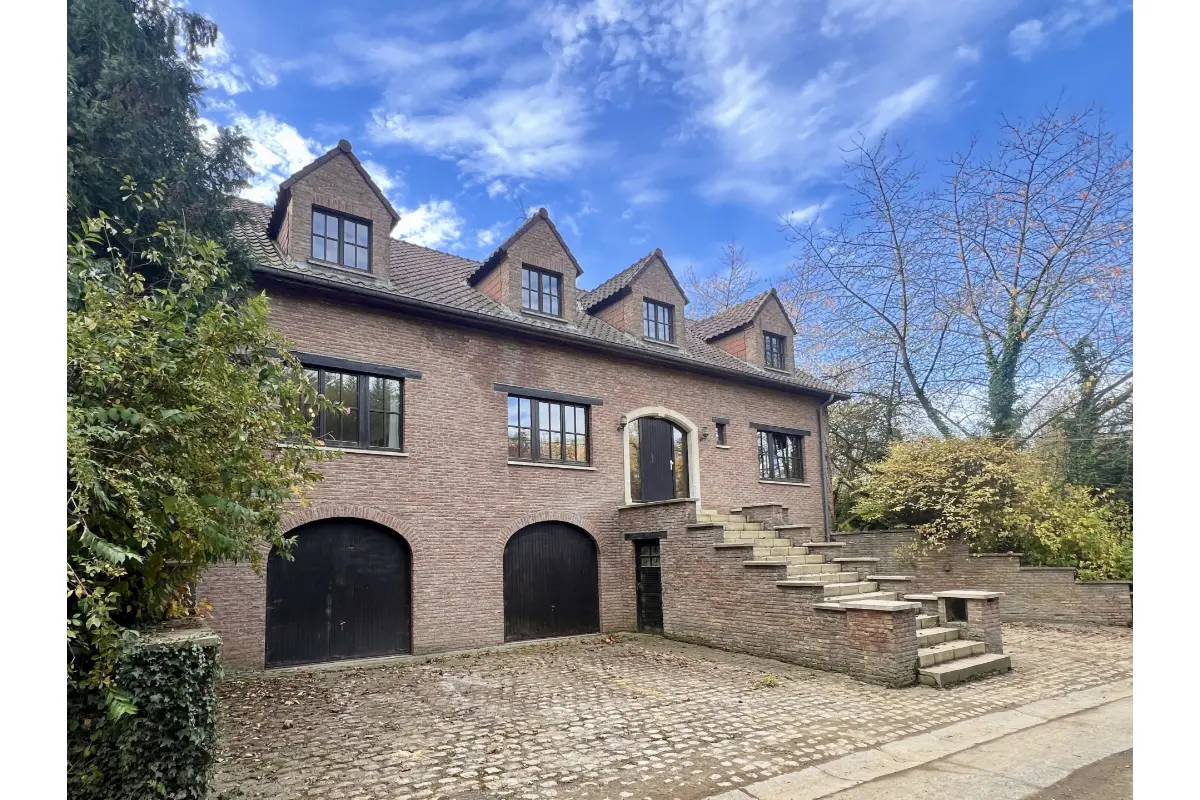 Villa à vendre à Chaumont-Gistoux 1325 649000.00€ 5 chambres 365.00m² - annonce 649524