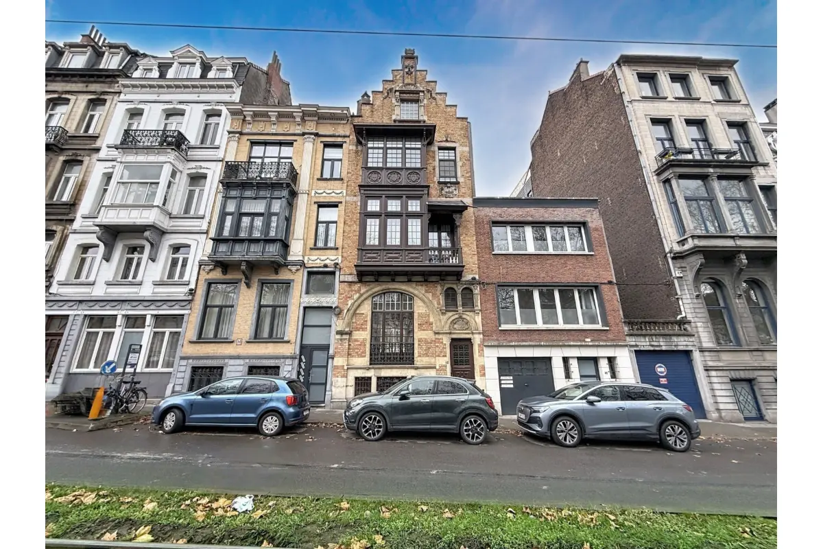 Appartement te  koop in Schaarbeek 1030 339000.00€ 2 slaapkamers 121.00m² - Zoekertje 649532
