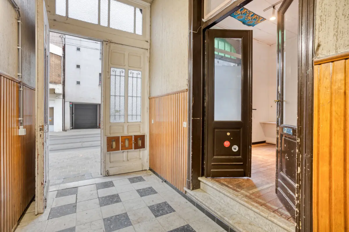 Handelszaak te  huur in Ukkel 1180 1400.00€  slaapkamers 315.00m² - Zoekertje 650034