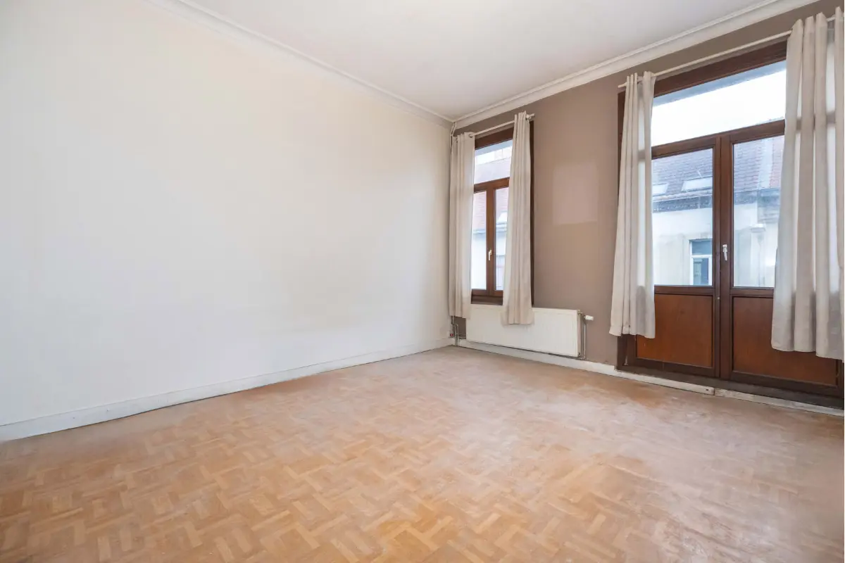 Appartement à vendre à Ixelles 1050 249000.00€ 2 chambres 140.00m² - annonce 649777
