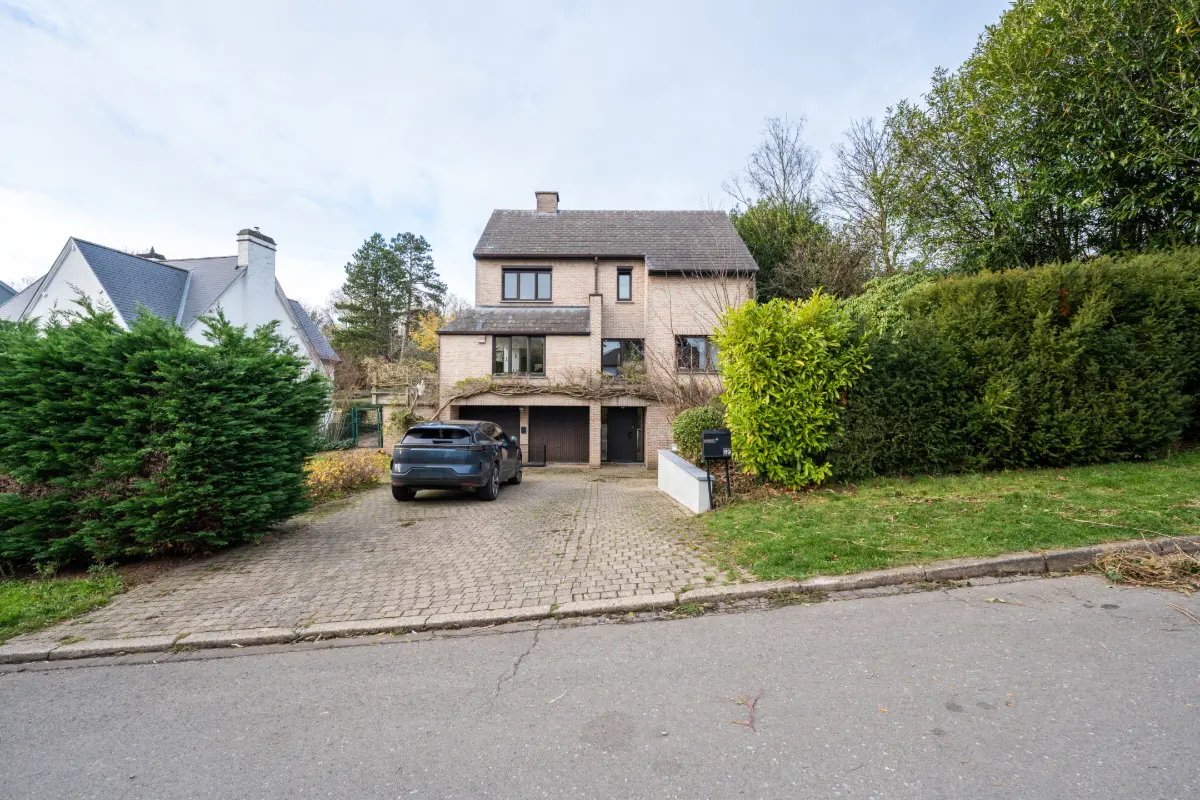 Villa à vendre à Rhode-Saint-Genese 1640 925000.00€ 4 chambres 216.50m² - annonce 649598