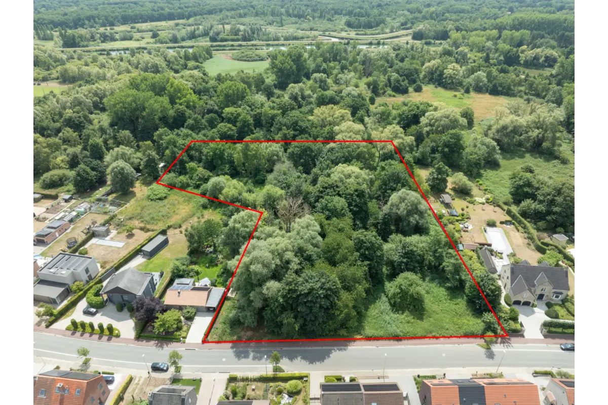 Grond te  koop in Emblem 2520 1352000.00€  slaapkamers m² - Zoekertje 649925