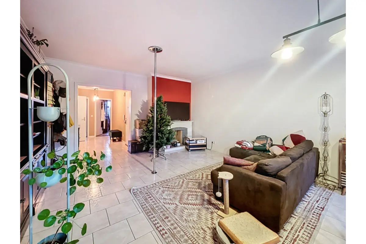 Appartement te  huur in Sint-Jans-Molenbeek 1080 1200.00€ 2 slaapkamers 100.00m² - Zoekertje 650052