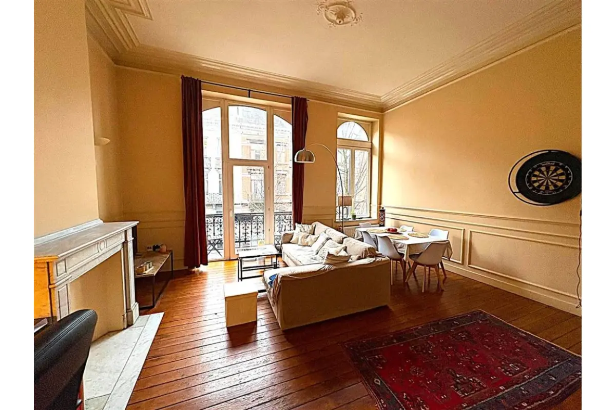 Appartement te  koop in Elsene 1050 289000.00€ 2 slaapkamers 79.00m² - Zoekertje 649702