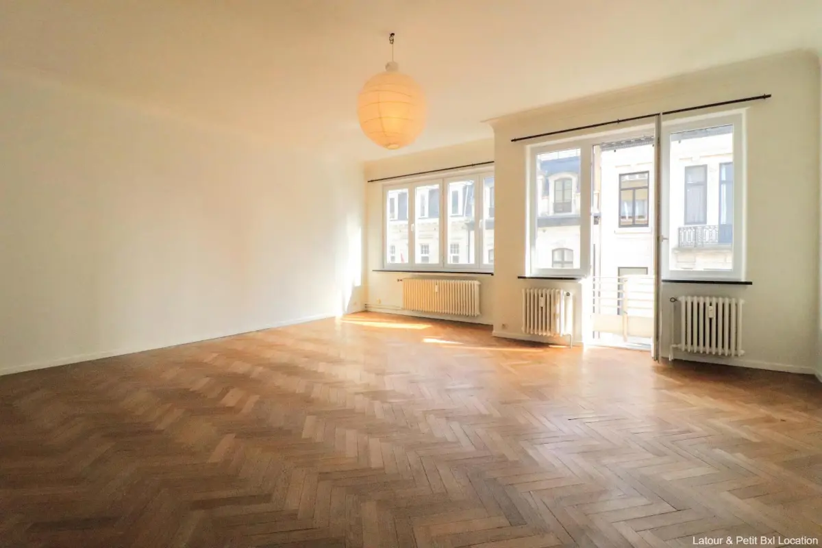 Appartement te  huur in Elsene 1050 1350.00€ 2 slaapkamers 110.00m² - Zoekertje 650139