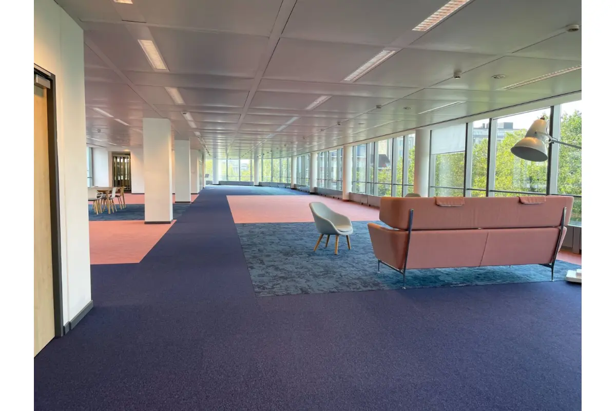 Commerce à louer à Schaerbeek 1030 6738.00€  chambres 599.00m² - annonce 649688