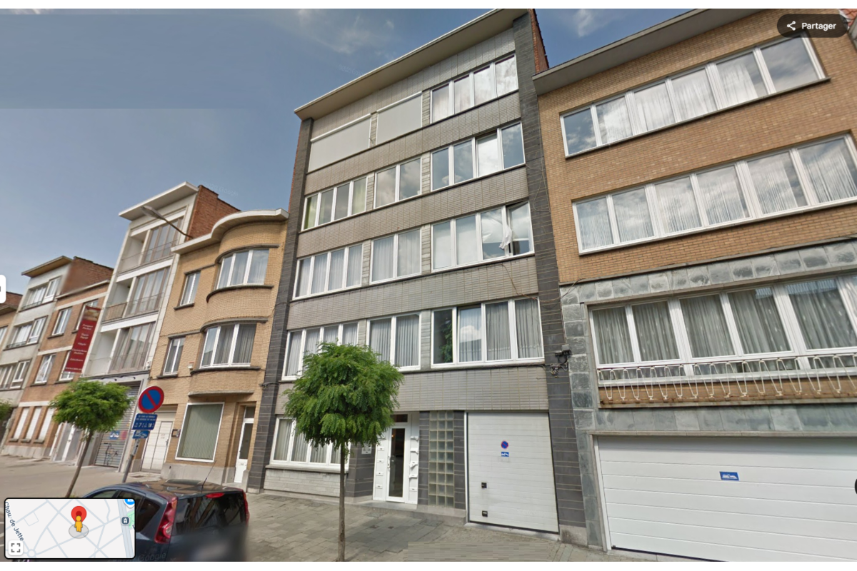 Box te  koop in Jette 1090 35000.00€  slaapkamers m² - Zoekertje 649857