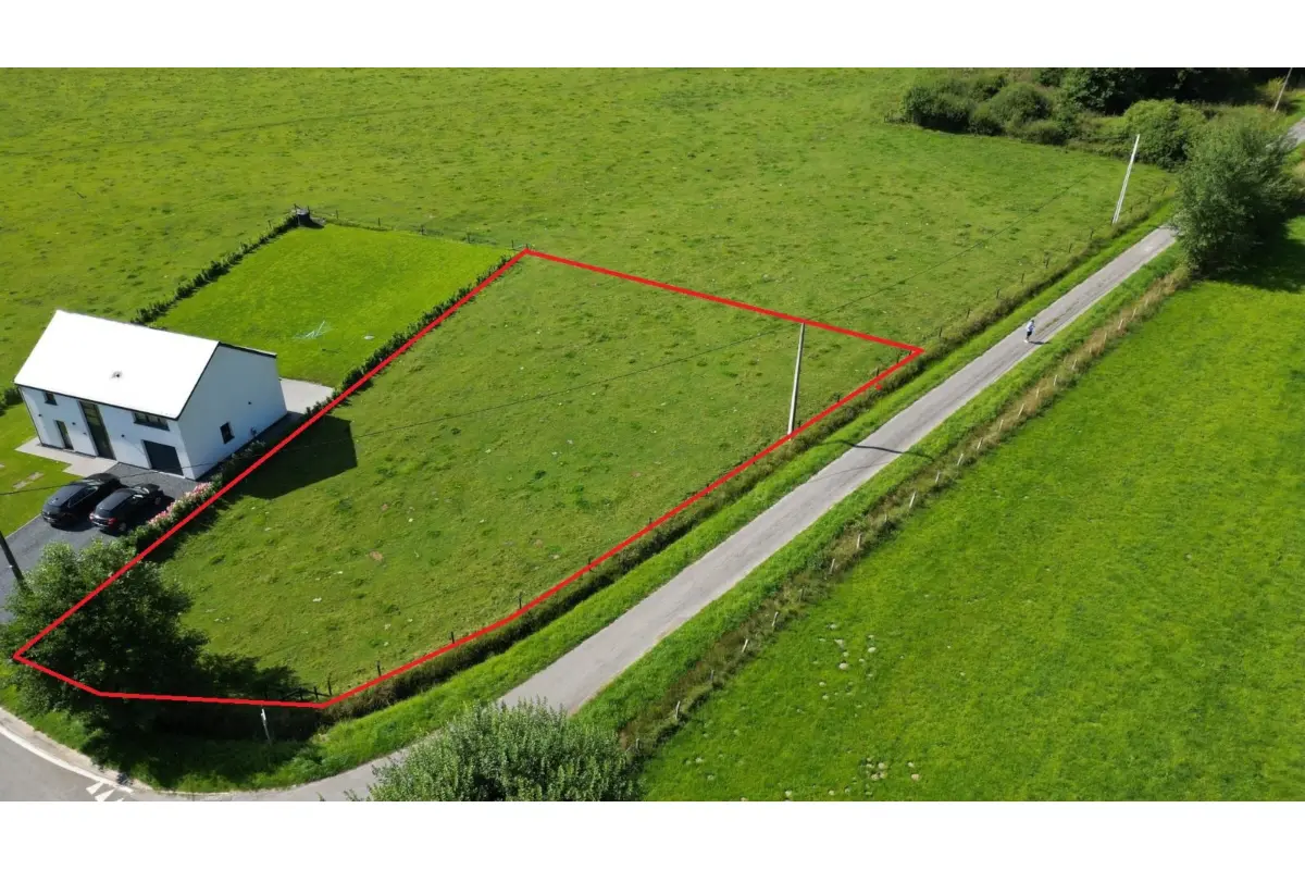 Grond te  koop in Lierneux 4990 79000.00€  slaapkamers m² - Zoekertje 650226