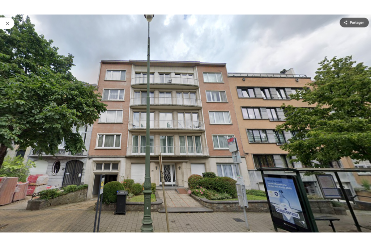 Box te  koop in Jette 1090 35000.00€  slaapkamers m² - Zoekertje 649858