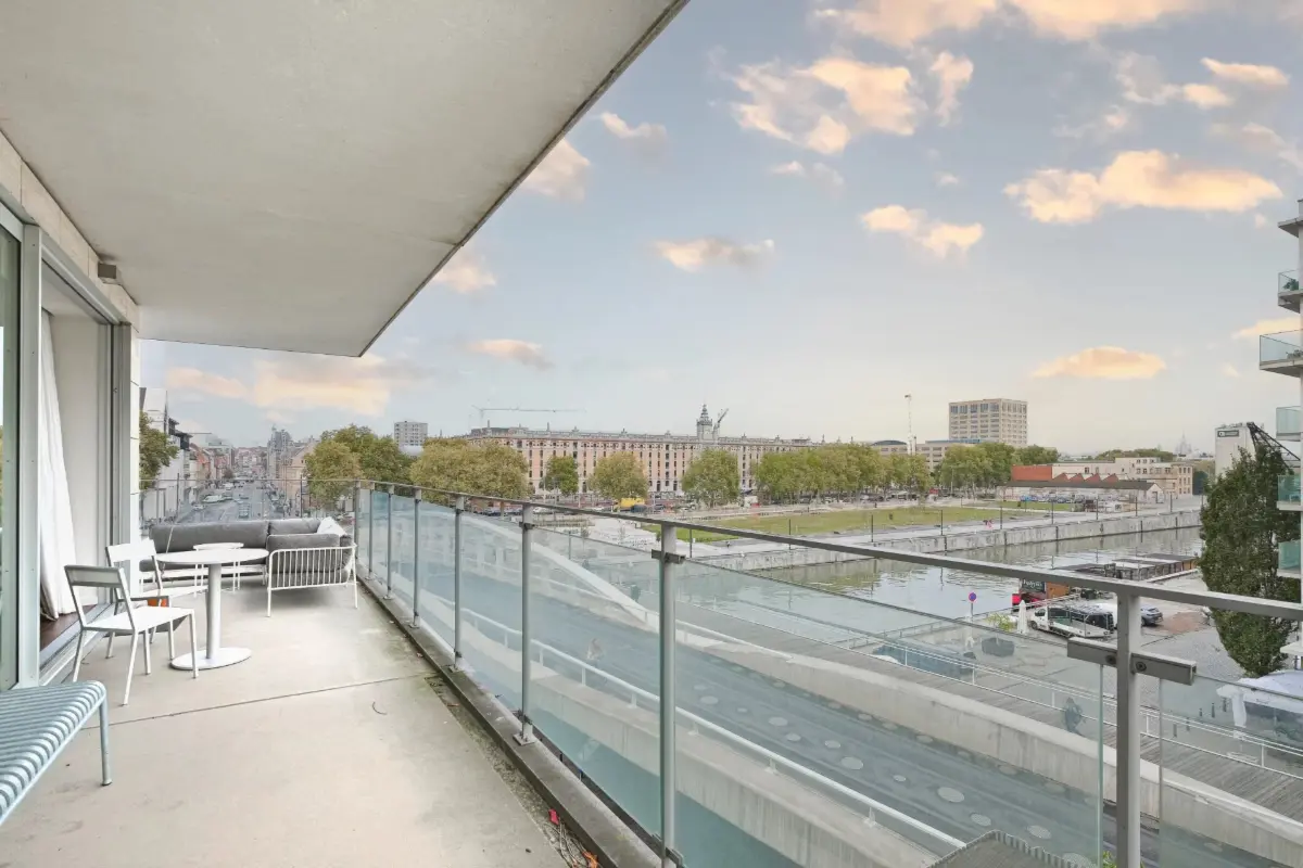 Appartement te  koop in Brussel 1000 590000.00€ 3 slaapkamers 133.00m² - Zoekertje 649603