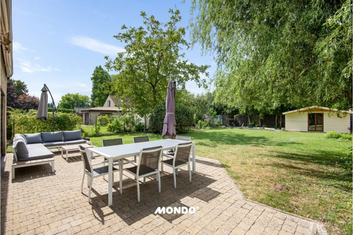 Bungalow te  koop in Willebroek 2830 485000.00€ 3 slaapkamers 215.00m² - Zoekertje 650003