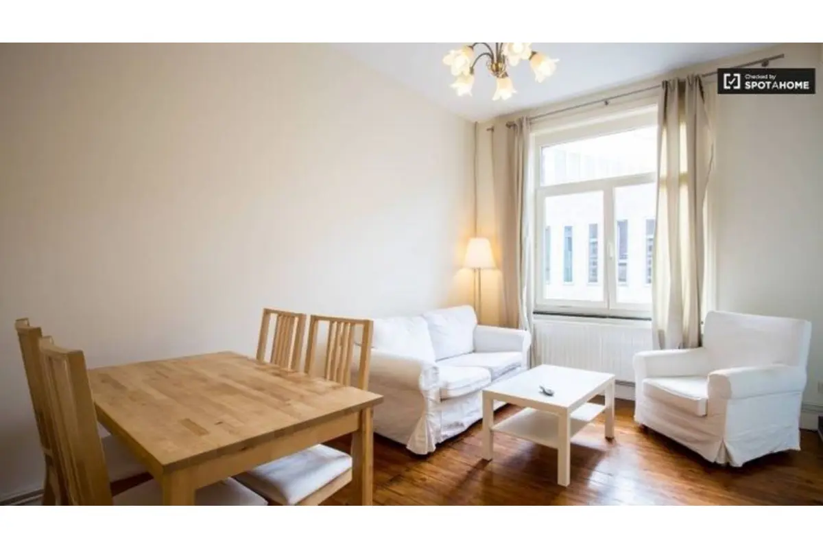 Appartement te  in Elsene 1050 1599.00€ 1 slaapkamers m² - Zoekertje 650882